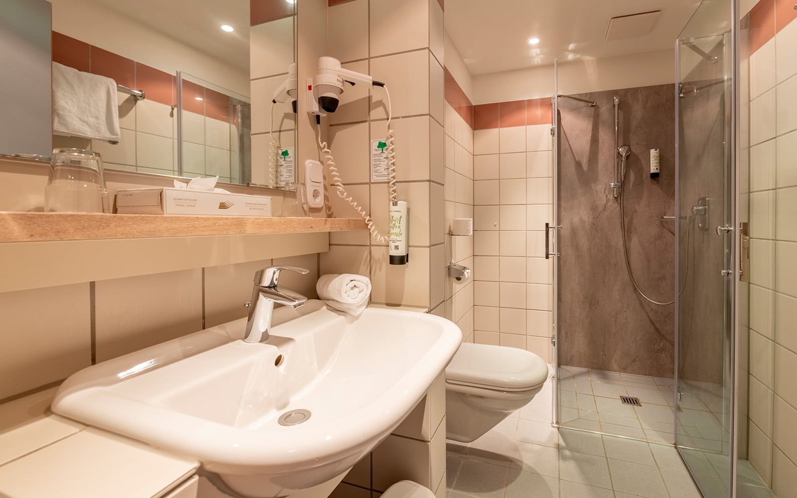 Golfhotel-Fahrenbach-Badezimmer Hotel Fahrenbach Badezimmer